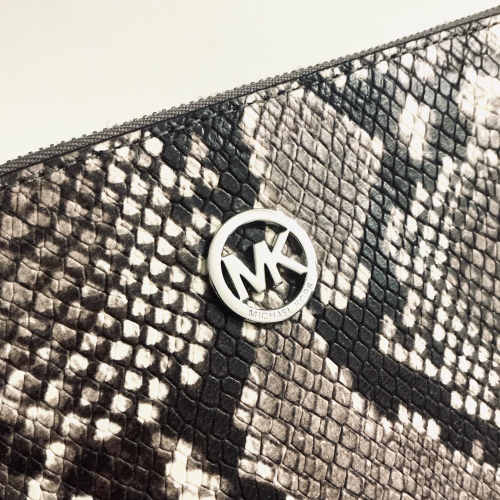 MICHAEL KORS, Snakeskin Print Embossed Leather Large Zip Clutch Wristlet
